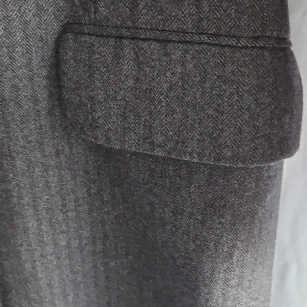 Coat - Picture 7 of 16